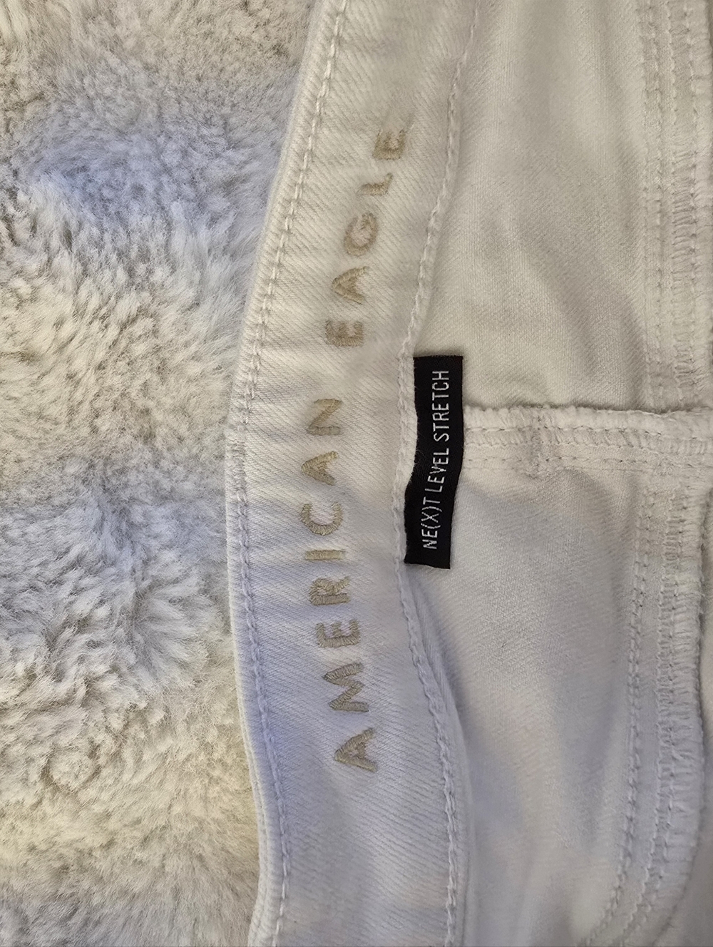 American Eagle Outfitters White High-Rise Jeggings - Picture 9 of 10